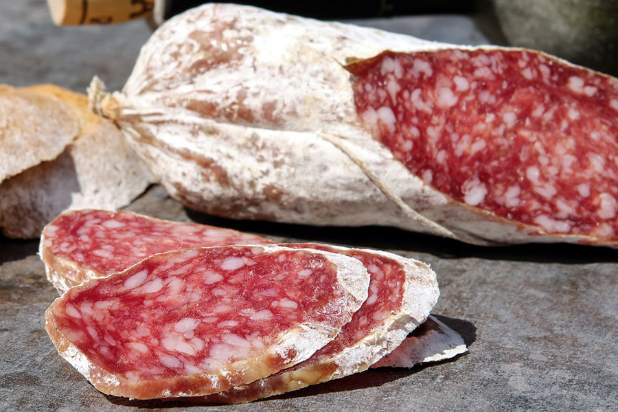 Fleisch und Wurstspezialitäten von Buchmann aus Grünkraut-Gullen