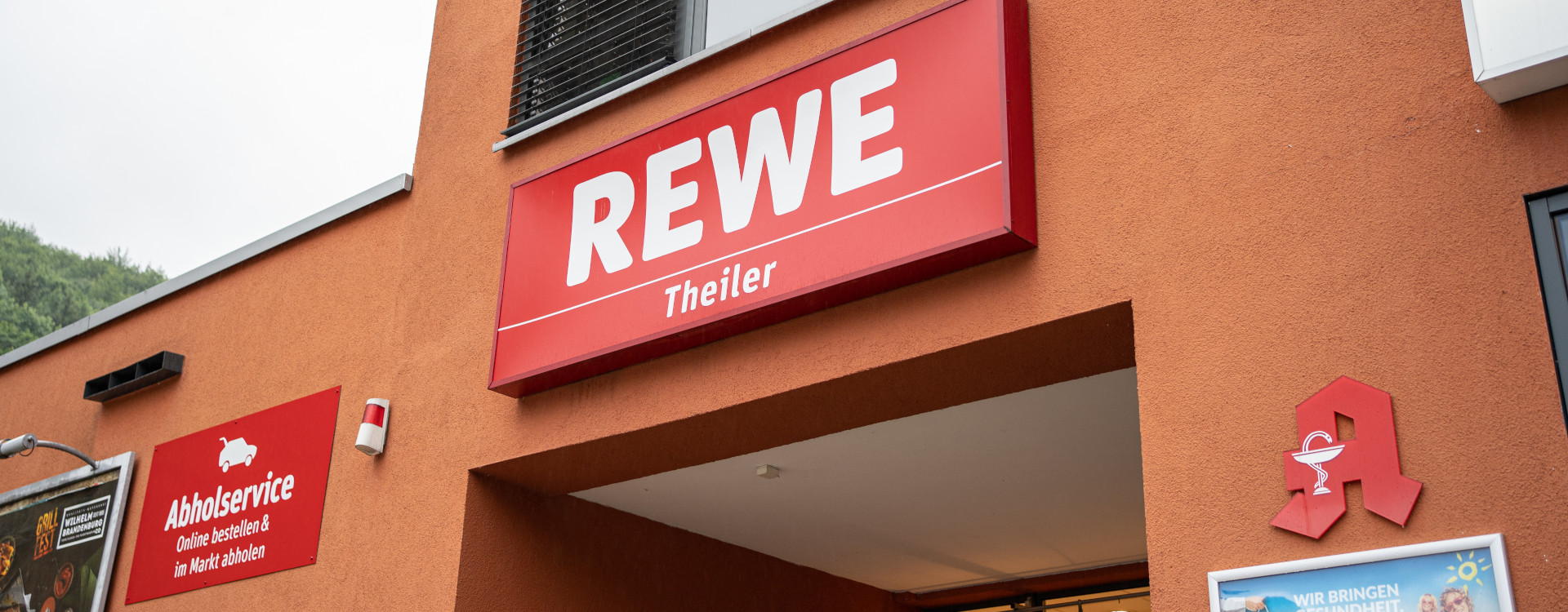 REWE Theiler Eingang